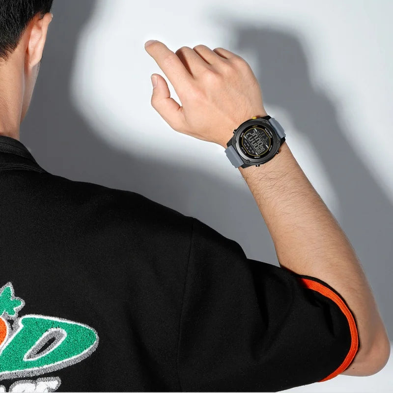 NAVIFORCE Men Digital Watch Sports Fashion Watches Waterproof 50M Man HD Electronic Screen Student Cool Alarm Display Wristwatch
