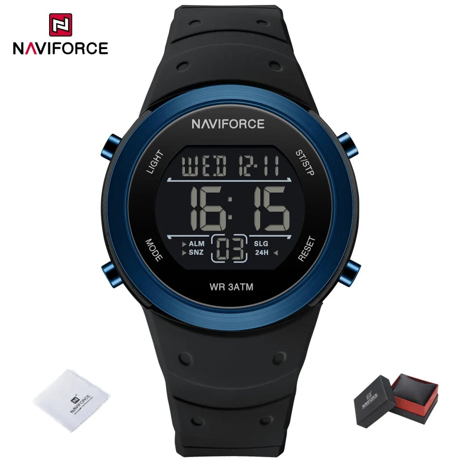 NAVIFORCE Brand Men Watches Luxury Comfortable Silicone Strap Electronic Day and Date Display Clock Waterproof Men Wristwatches