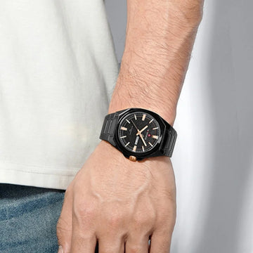 NAVIFORCE Male Quartz Stylish Wristwatch Date Week Display Waterproof Luminous Steel Band Man's Clock Luxury Wristwatch Gift Box