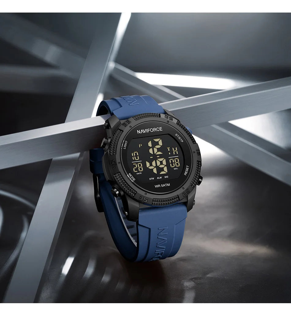 NAVIFORCE Men's Electronic Watch Fashion 5ATM Waterproof Silicone Strap Calendar Male LCD Digital Wristwatch Relogio Masculino