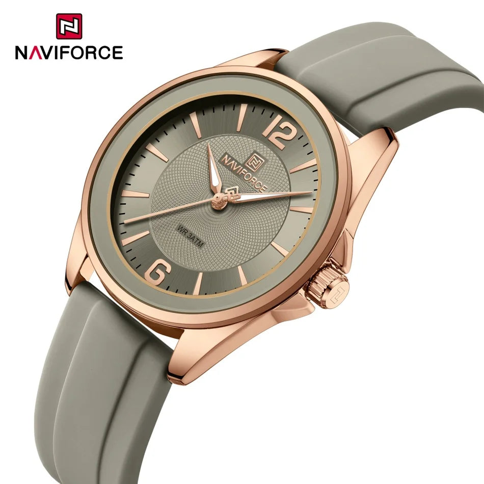 NAVIFORCE Women's Sports Casual Quartz Watch Comfortable Silicone Strap 3ATM Waterproof Wristwatch Relogios Feminino Gift Clock