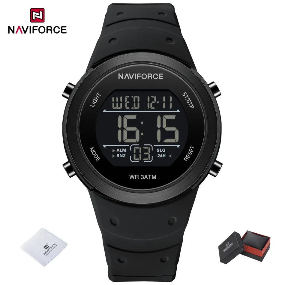 NAVIFORCE Brand Men Watches Luxury Comfortable Silicone Strap Electronic Day and Date Display Clock Waterproof Men Wristwatches