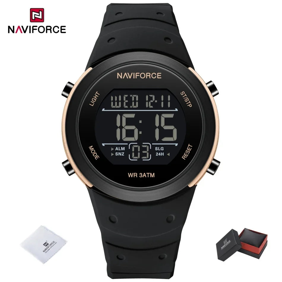 NAVIFORCE Brand Men Watches Luxury Comfortable Silicone Strap Electronic Day and Date Display Clock Waterproof Men Wristwatches