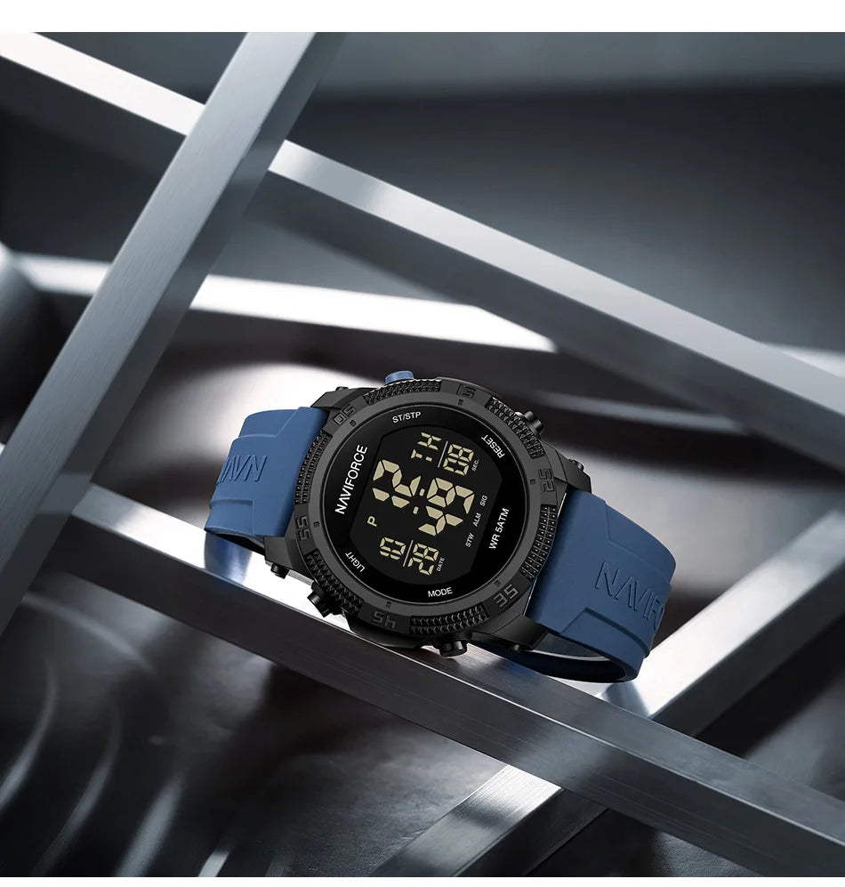 NAVIFORCE Men's Electronic Watch Fashion 5ATM Waterproof Silicone Strap Calendar Male LCD Digital Wristwatch Relogio Masculino