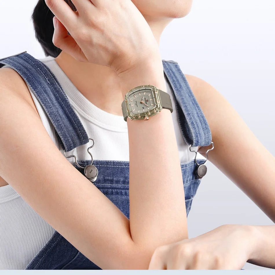 NAVIFORCE Ladies Wristwatches Fashion Comfortable Silicone Strap Date Women's Watches Quality Waterproof Female Luminous Clock