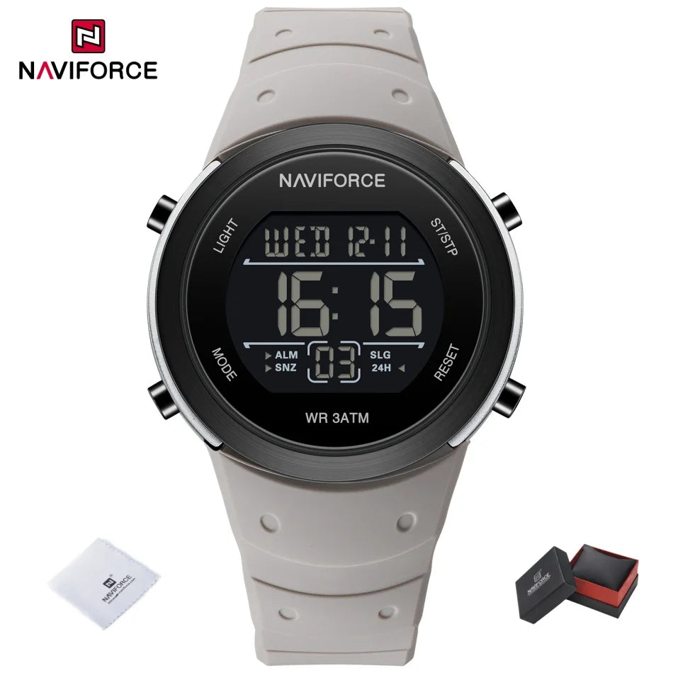 NAVIFORCE Brand Men Watches Luxury Comfortable Silicone Strap Electronic Day and Date Display Clock Waterproof Men Wristwatches